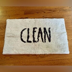Rae Dunn Bath Mat